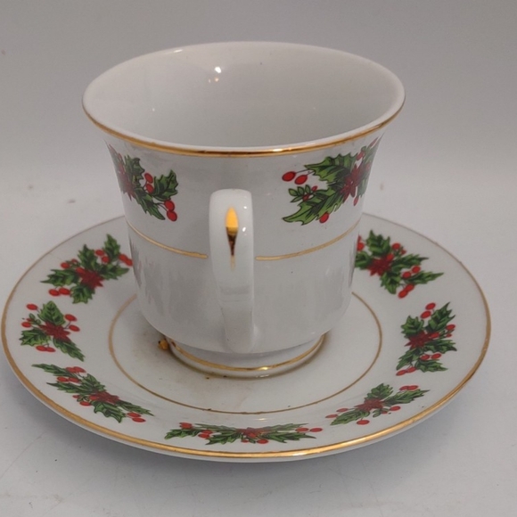 Fine China Christmas Poinsettia & Holy Berries 2 Teacup & Saucer Candle Holders - Picture 13 of 15
